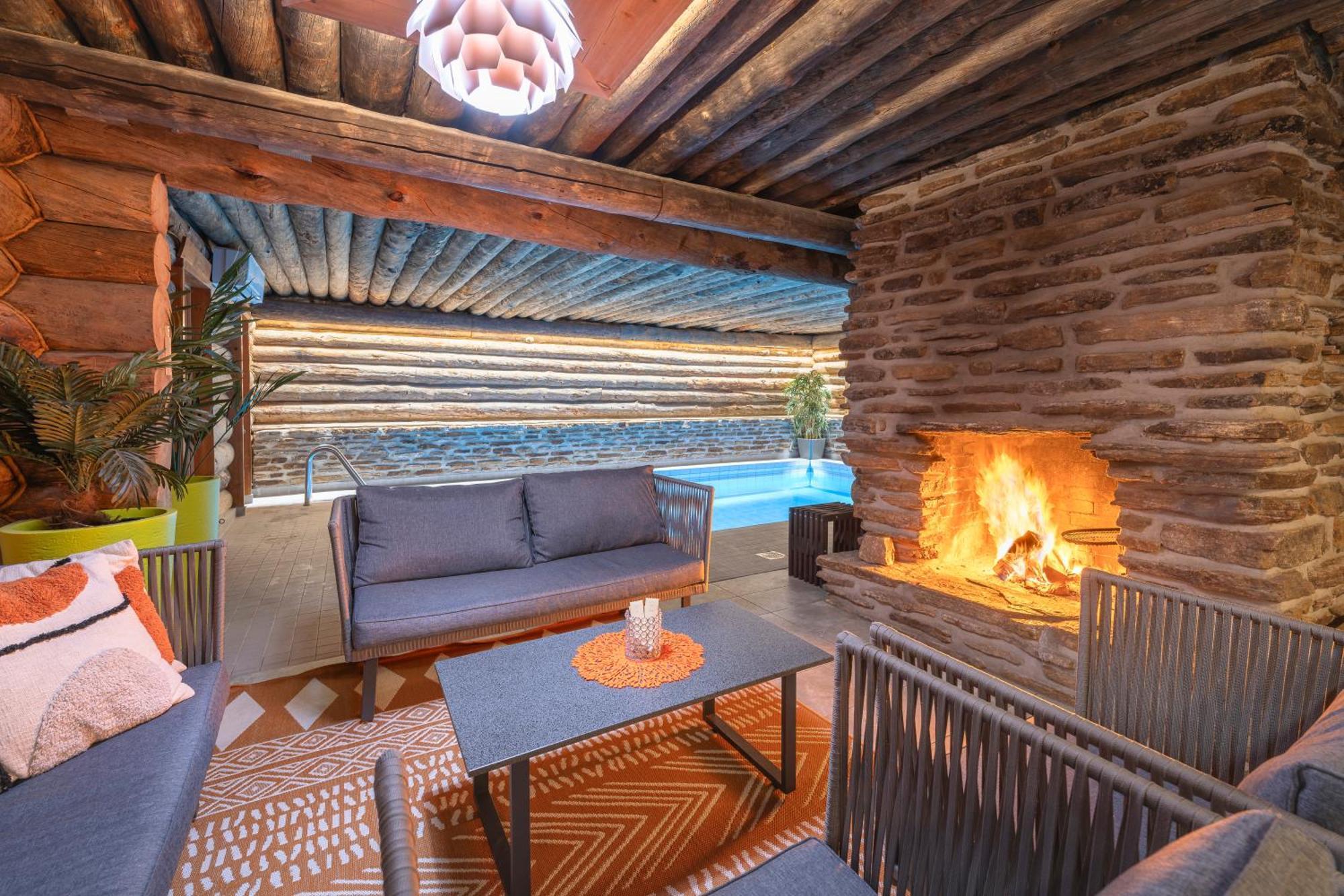 Kuukkeli Log Houses Aurora Resort Saariselkä Exteriör bild