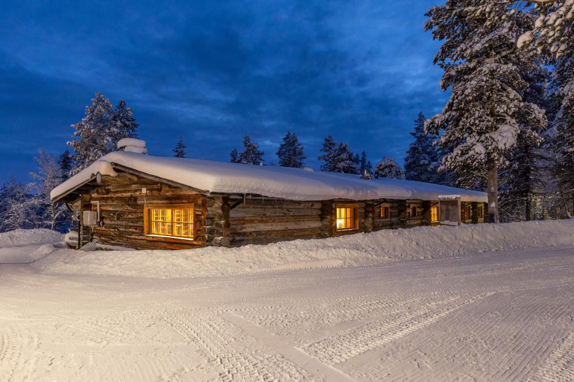 Kuukkeli Log Houses Aurora Resort Saariselkä Exteriör bild