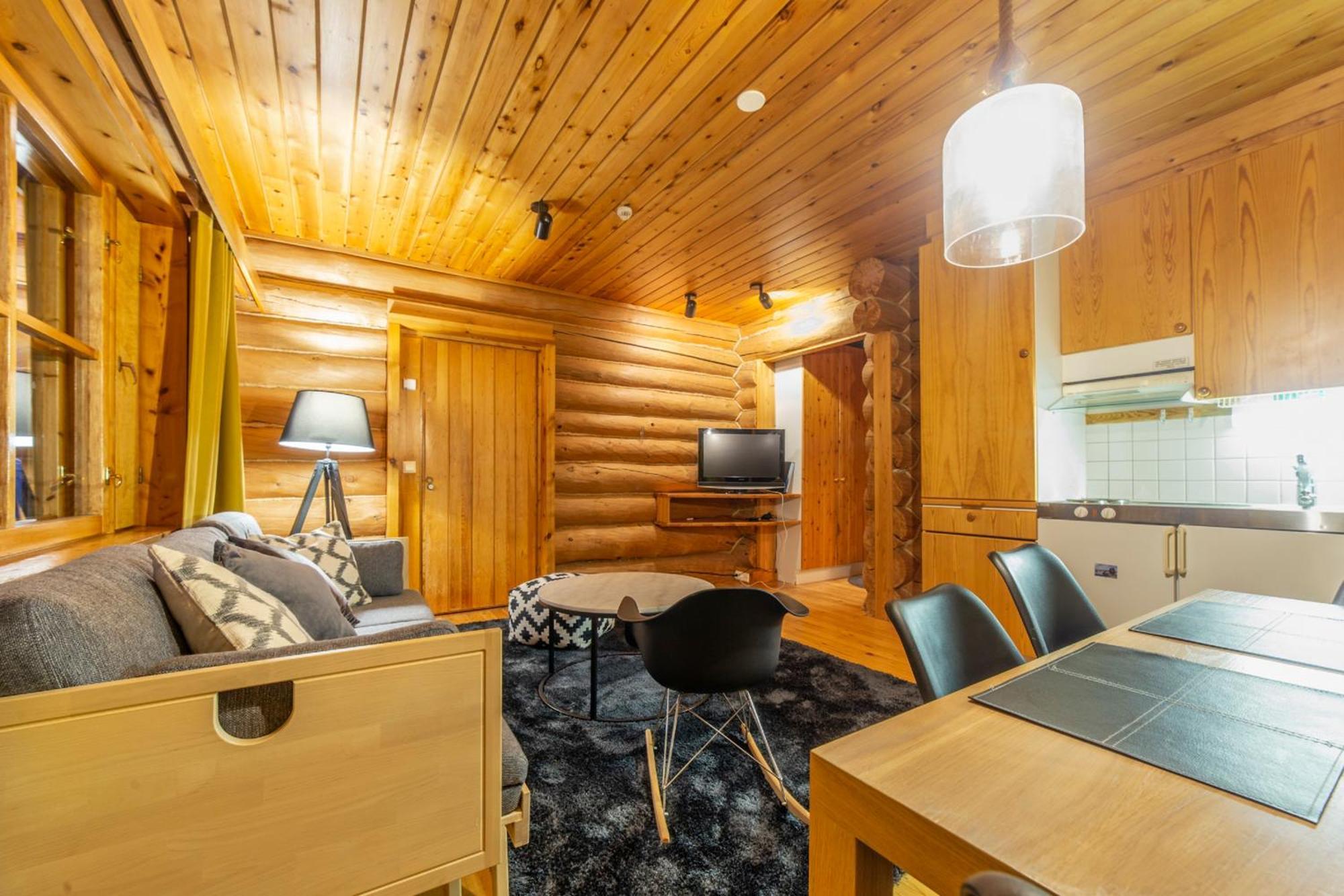 Kuukkeli Log Houses Aurora Resort Saariselkä Rum bild