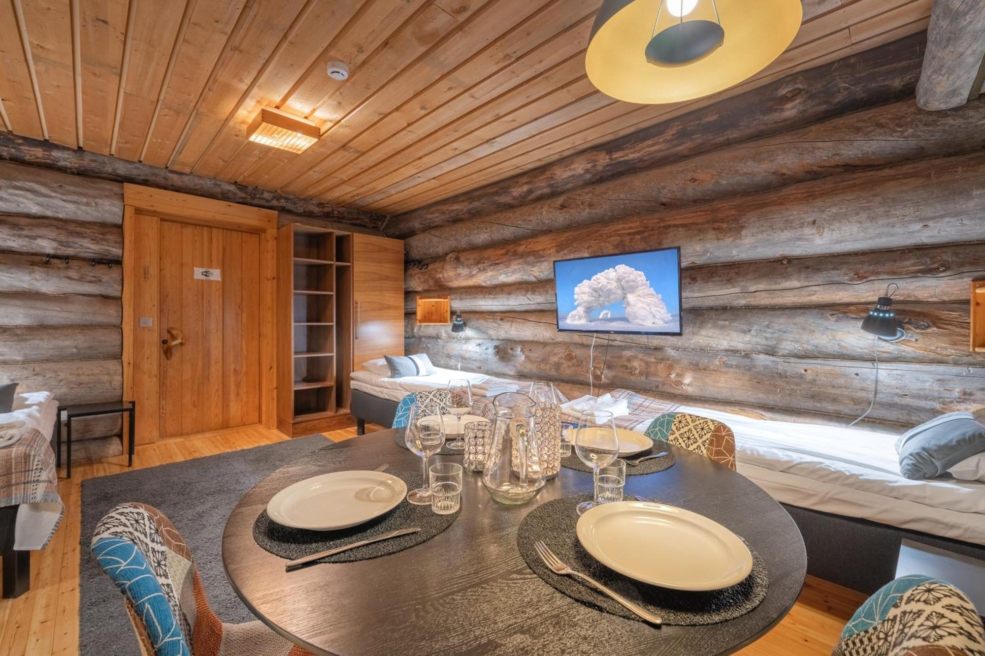 Kuukkeli Log Houses Aurora Resort Saariselkä Rum bild